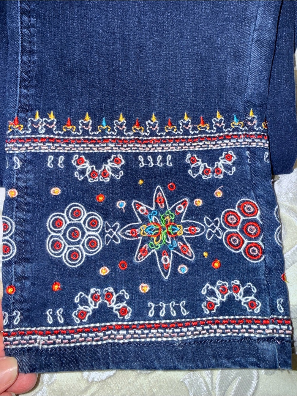 Carreli Jeans Dark wash with embroidery US34 - Picture 4 of 9